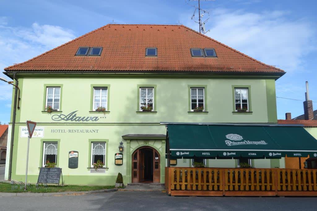 Hotel Atawa, Rabí